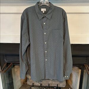 Banana Republic Dark Gray Casual Button-Down Shirt